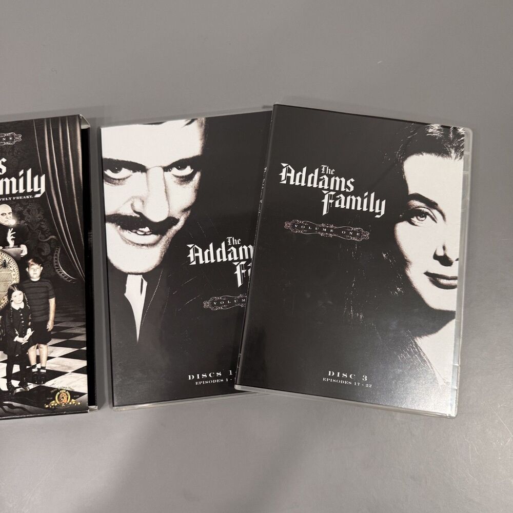 The Adams Family-   Volume 1 and Volume 2 - DVDs - Picture 5 of 8